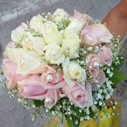 ροζ παστέλ λευκό τριαντάφυλλο πέρλα γυψοφίλη FS